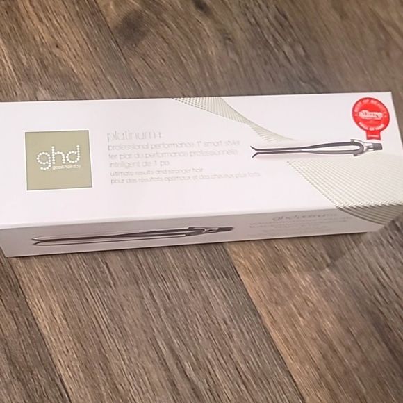 GHD Platinum + Professional Performance 1" Smart Styler - Picture 14 of 14